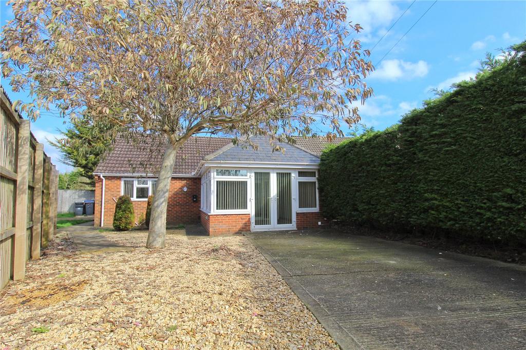 Kings Gardens, Hilperton 3 bed bungalow for sale £280,000