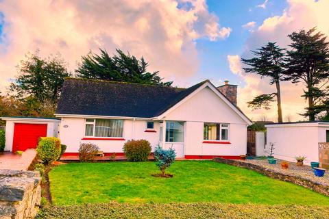 2 bedroom detached bungalow to rent, Warborough Road, Churston Ferrers, Brixham TQ5