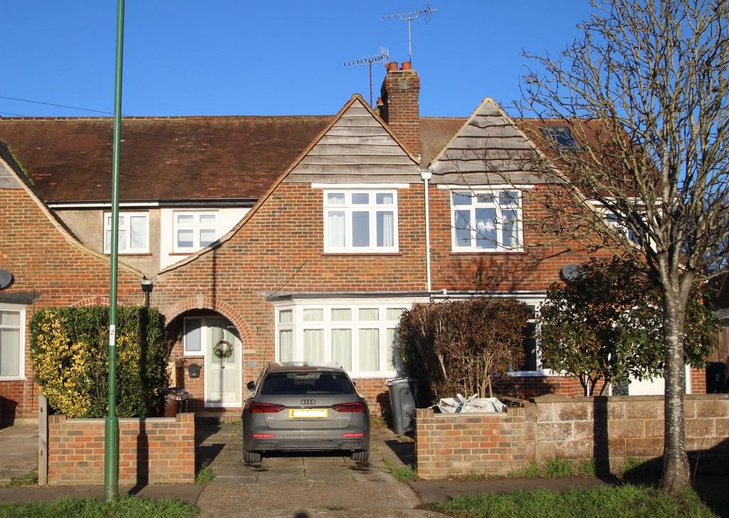 Henry Avenue, Rustington 3 bed terraced house for sale £400,000