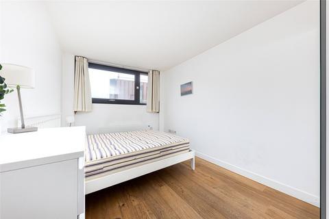 2 bedroom flat to rent, Topham Street, Clerkenwell, London