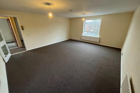 2 bedroom flat to rent, Paderborn Court, Bolton, BL1