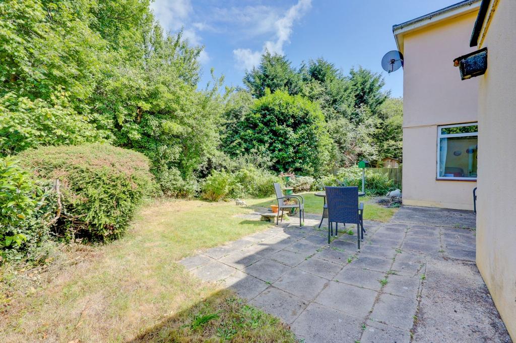 Ditchling Common, Ditchling, BN6 3 bed semidetached house for sale £