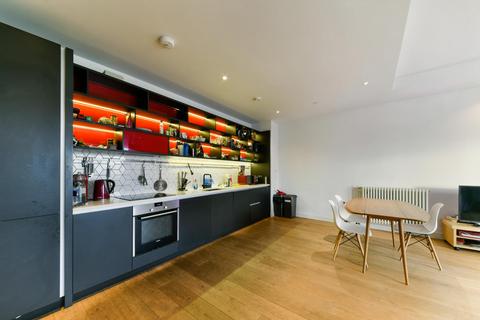 3 bedroom apartment for sale, Hercules House, London, E14