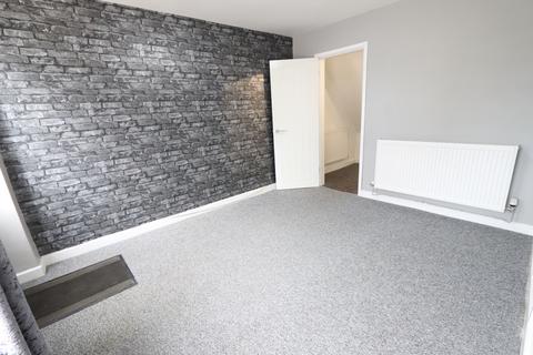 2 bedroom cottage to rent, Quabbs Row, GL17