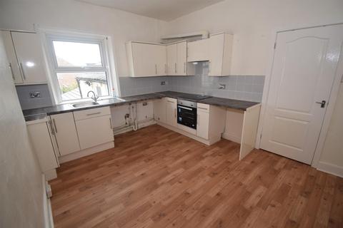 3 bedroom maisonette to rent - Flamborough Road, Bridlington, East Yorkshire, YO15