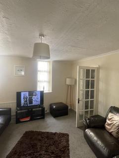 3 bedroom terraced house to rent, Chapel Cottages, Alexander Street