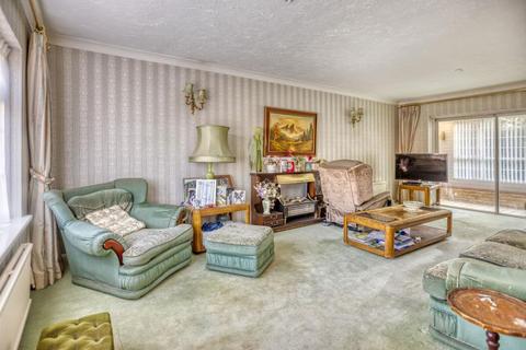 Willowdale Beech Hill Road, Ascot, SL5 0BN