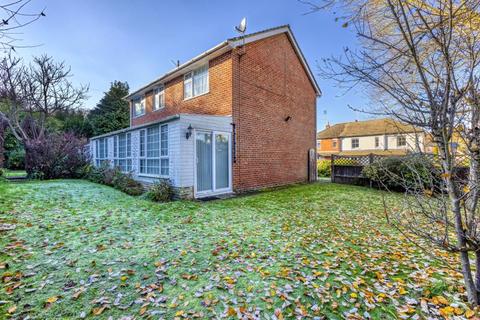 Willowdale Beech Hill Road, Ascot, SL5 0BN