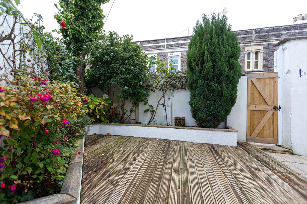 Henleaze, Bristol, BS6 2 bed apartment £1,300 pcm (£300 pw)