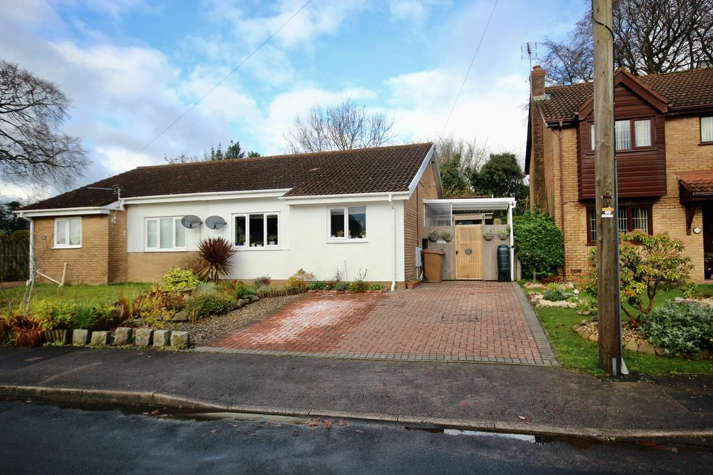 Beaumaris Way, Grove Park, Blackwood 2 bed bungalow £234,200