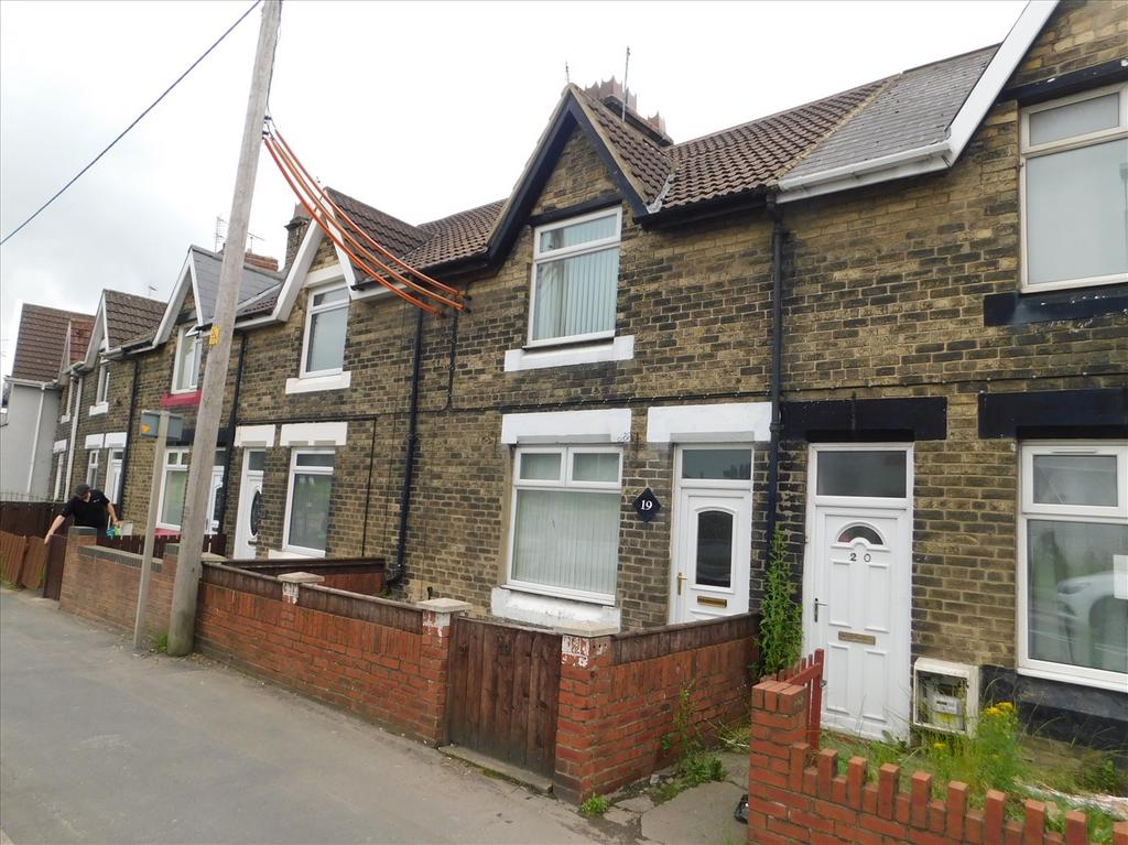 TINDALE CRESCENT, AUCKLAND 2 bed terraced house for sale £72,000