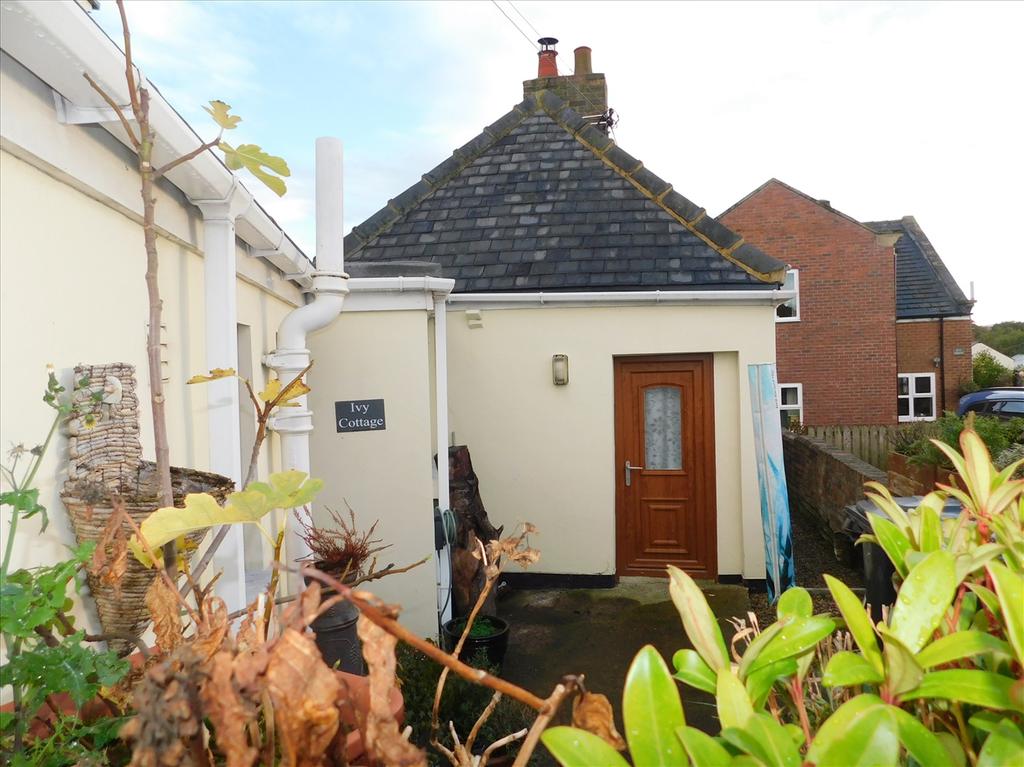 SACRISTON LANE, WITTON GILBERT 1 bed semidetached bungalow £85,000