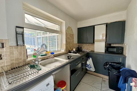 2 bedroom semi-detached house for sale, Avonmouth Road, Sunderland SR3
