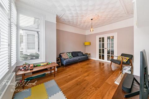 11 Willenhall Road, London, SE18 6TY