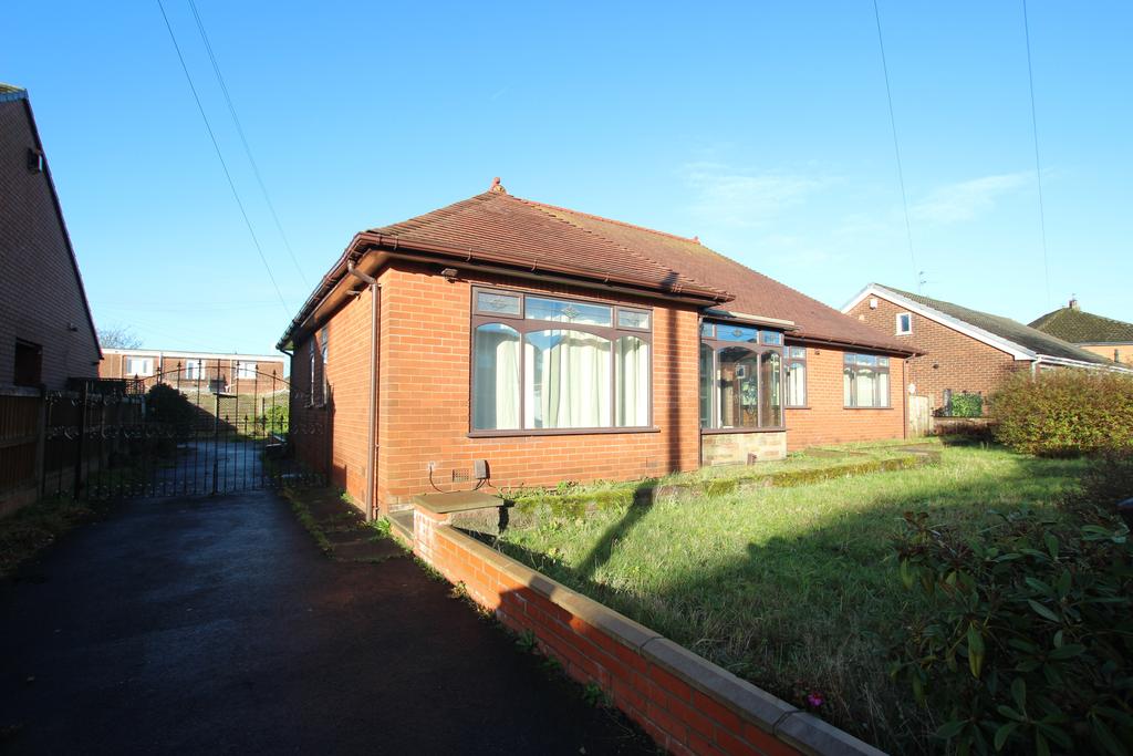 Poplar Road, Haydock, WA11 3 bed detached bungalow £1,000 pcm (£231 pw)