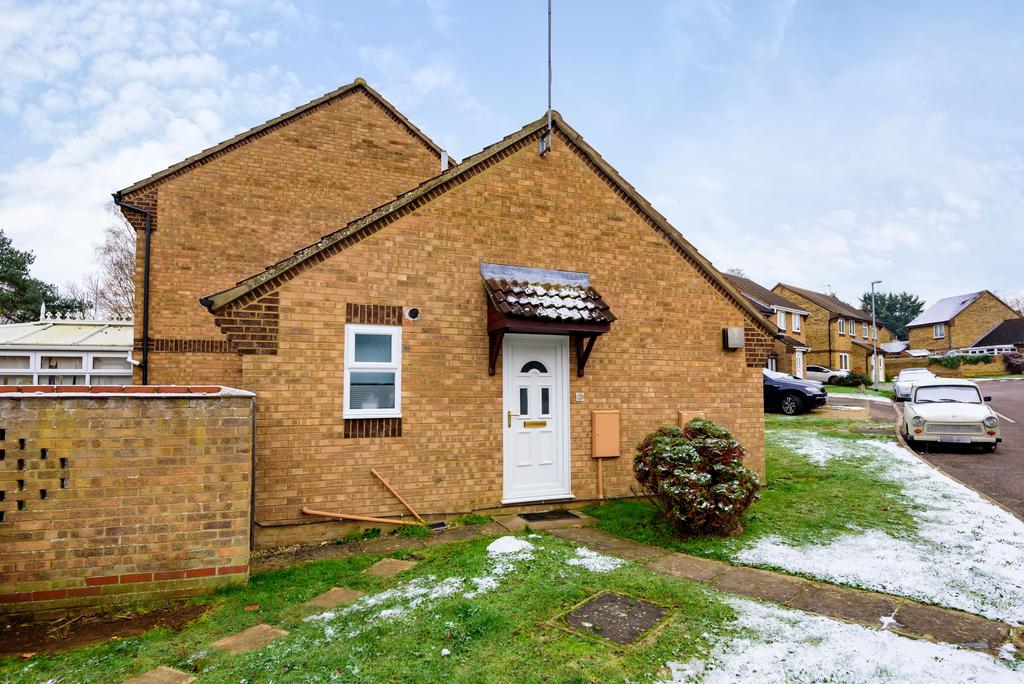 Hammerstone Lane, Hunsbury Hill... 1 bed bungalow £165,000