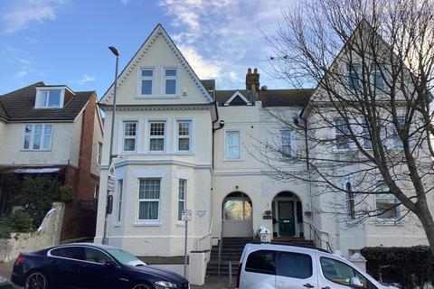 1 bedroom flat to rent, Upper Sea Road, Bexhill-on-Sea TN40