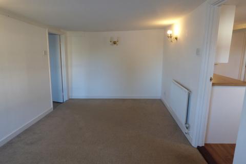 2 bedroom flat to rent, Cross In Hand TN21