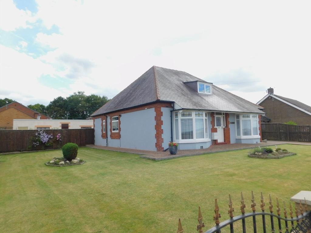 BINCHESTER MOOR, SPENNYMOOR 3 bed detached bungalow £330,000