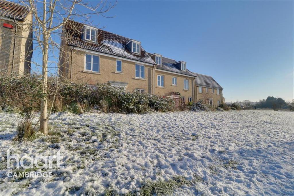 Woodpecker Way, Cambourne 5 bed detached house to rent £1,500 pcm (£