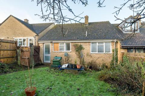 8 Bishops Close, Barford St Michael, Banbury, OX15 0RU
