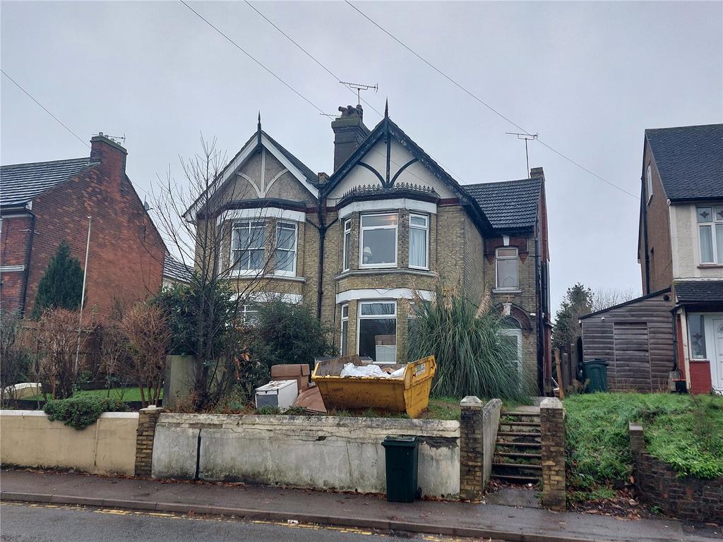 Hythe Road, Ashford, Kent, TN24 1 bed semidetached house £535 pcm (£