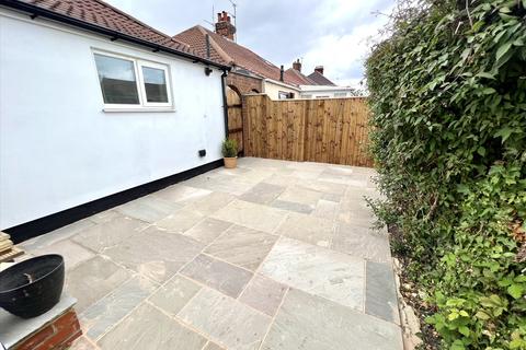 2 Glentower Grove, Seaton Carew, Hartlepool, TS25 1DR