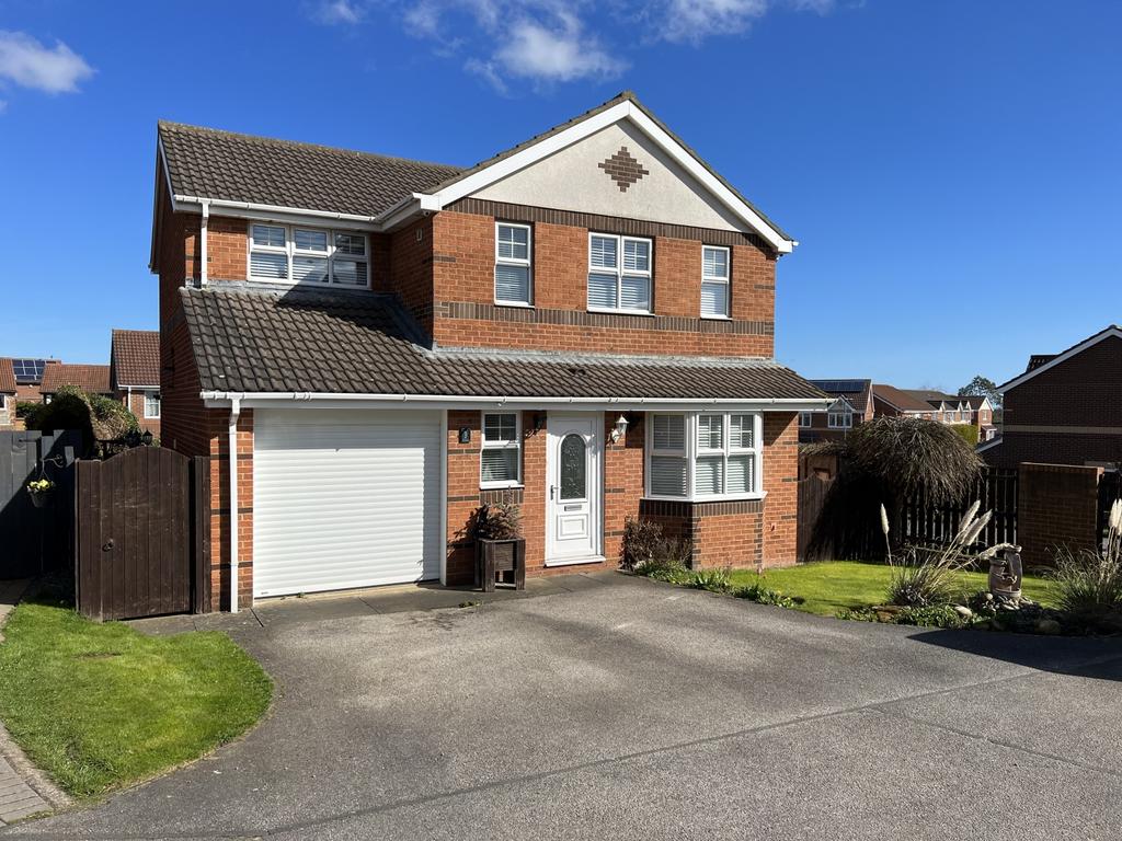 TORCROSS CLOSE, HIGHFIELDS 4 bed detached house for sale £260,000