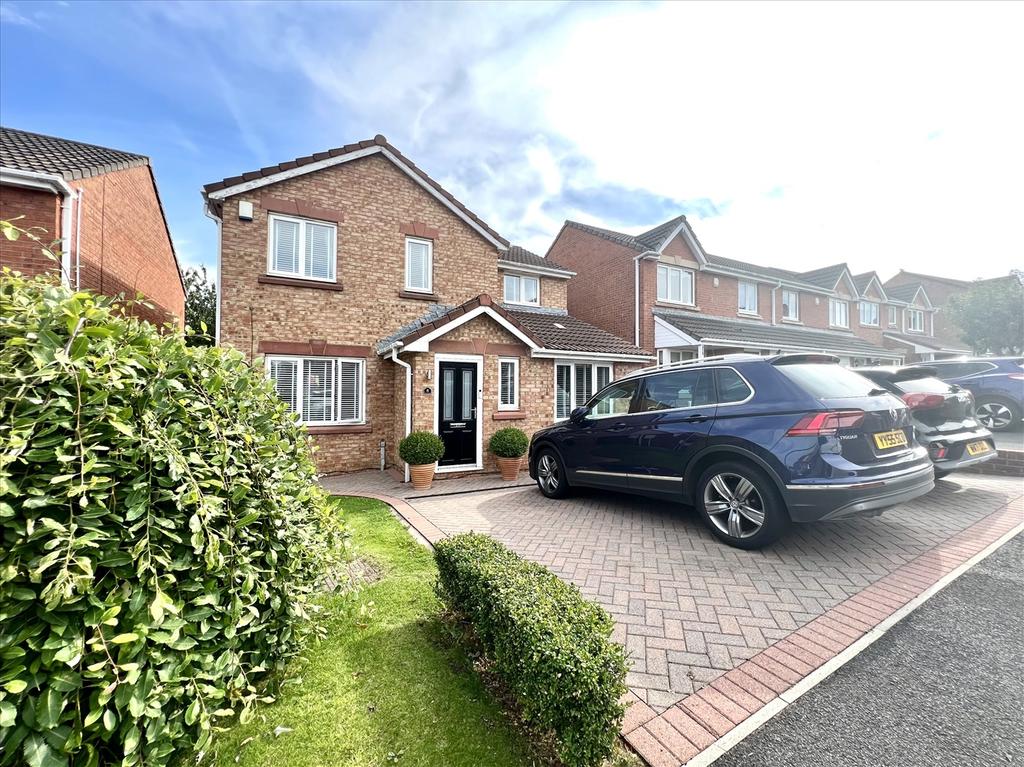 NUTHATCH CLOSE, CUTHBERT 3 bed detached house £215,000