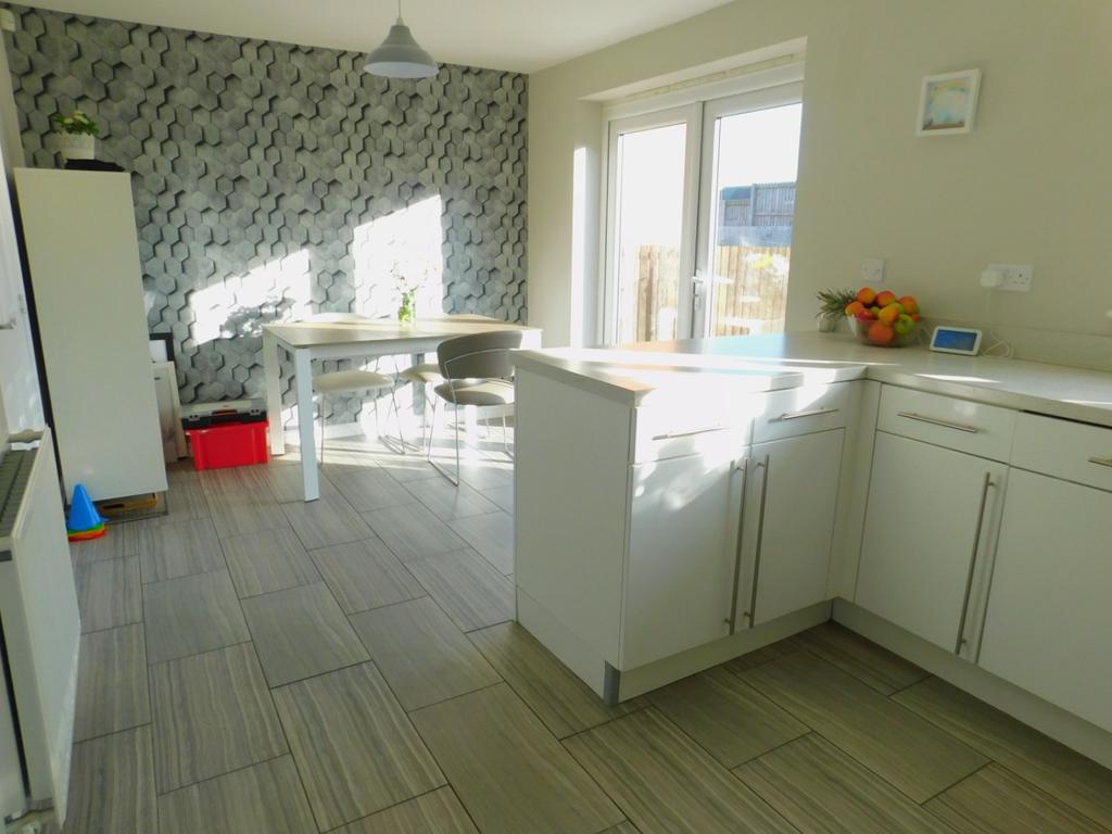6 seaton close (8)