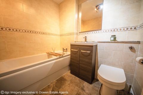 71 Douglas Way, Murton, Seaham, SR7 9HX