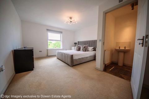 71 Douglas Way, Murton, Seaham, SR7 9HX
