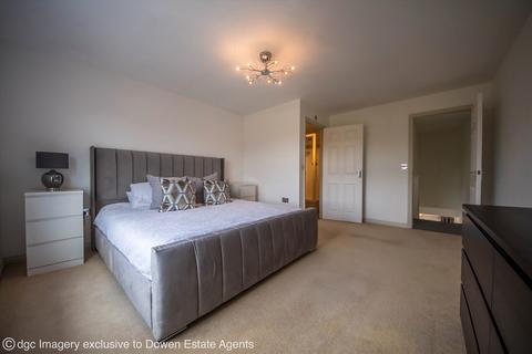 71 Douglas Way, Murton, Seaham, SR7 9HX