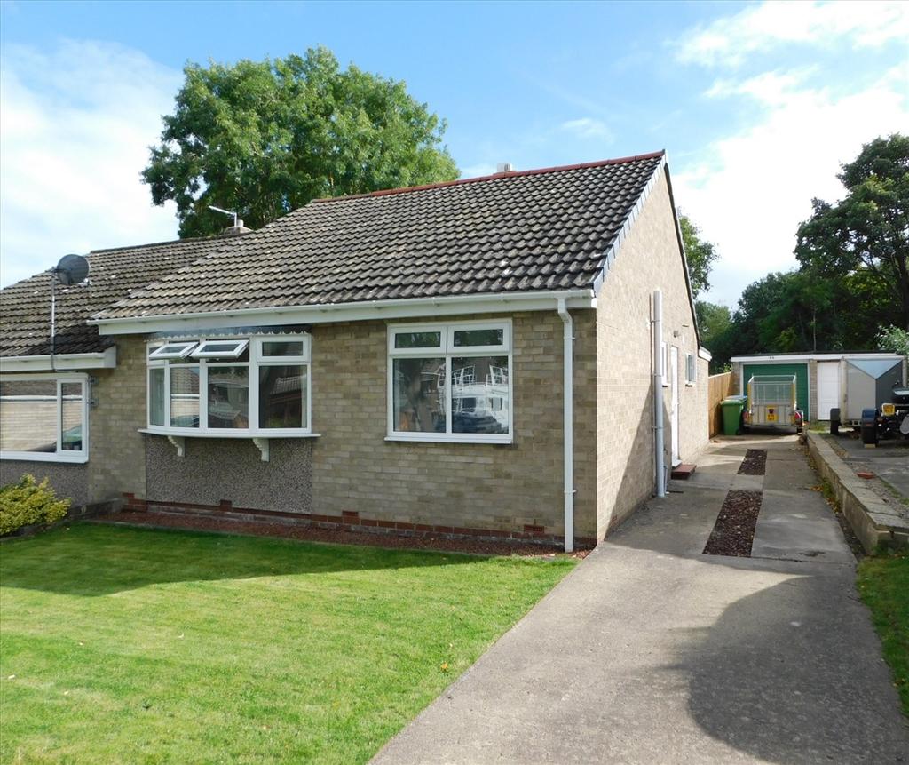 PARKSIDE, SPENNYMOOR 2 bed semidetached bungalow £165,000