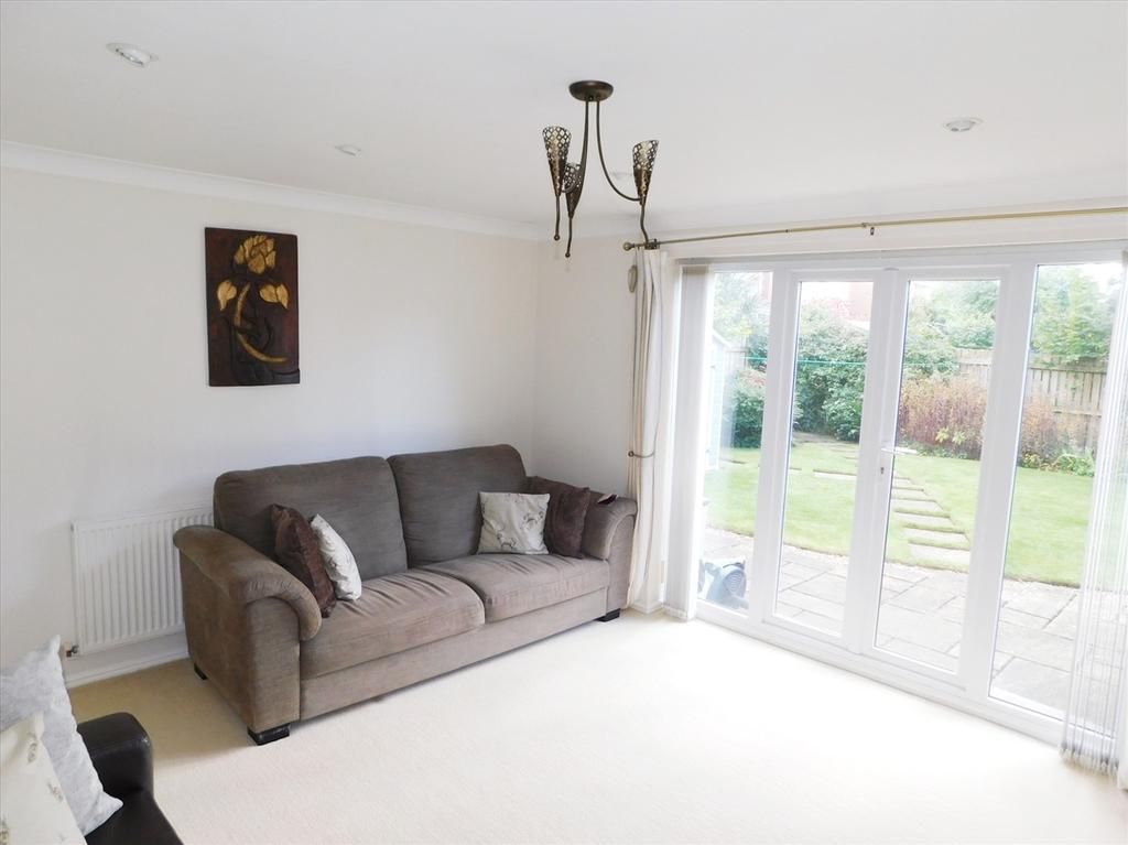 BLUEBELL DRIVE, SPENNYMOOR 4 bed detached house £220,000