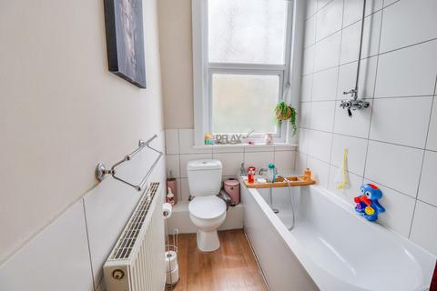 Flat 1, Forest House Catherine Road, Benfleet, SS7 1AR