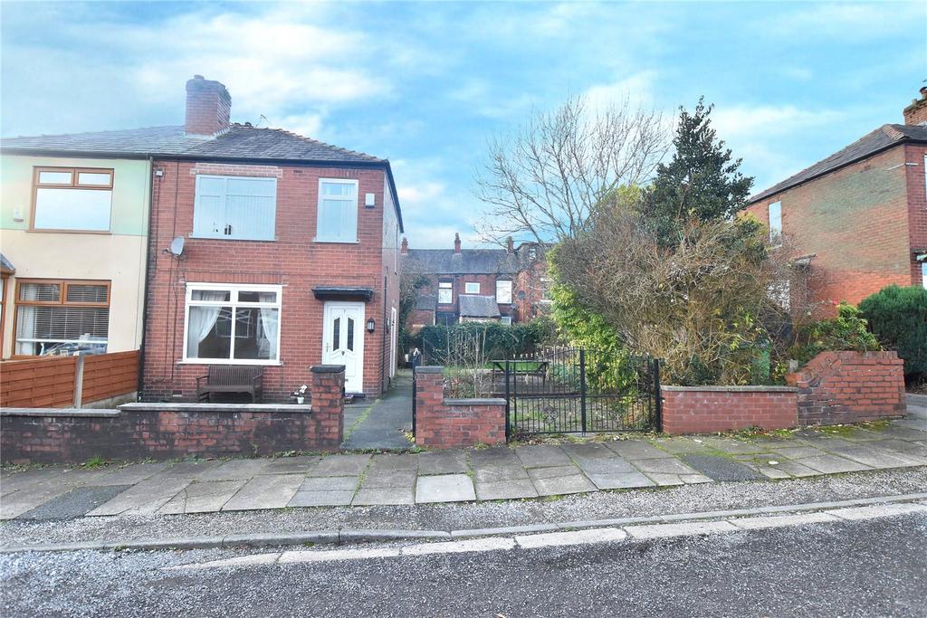 Clifton Road, Slattocks, Middleton... 3 bed semidetached house £150,000