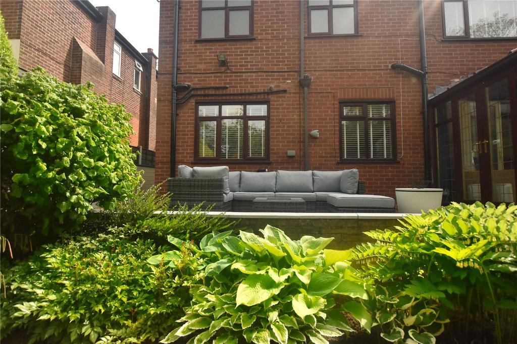 Rear External