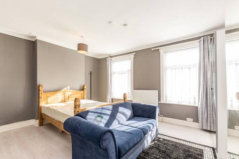 33 Limes Road, Croydon, CR0 2HF