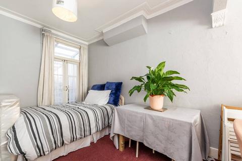 33 Limes Road, Croydon, CR0 2HF