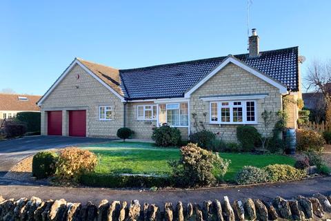 4 bedroom detached bungalow for sale - Westwells, Corsham