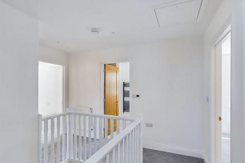 9 Badger Close, Langport, TA10 9FJ