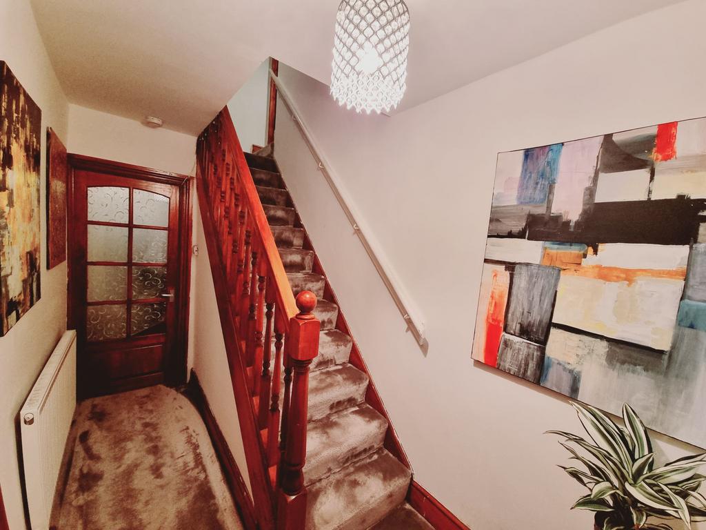 Photograph 11