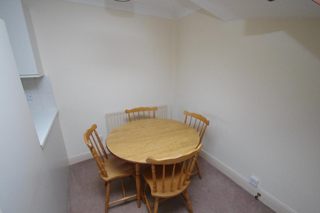 Appletree Walk, WATFORD, WD25 1 bed cluster house £1,050 pcm (£242 pw)