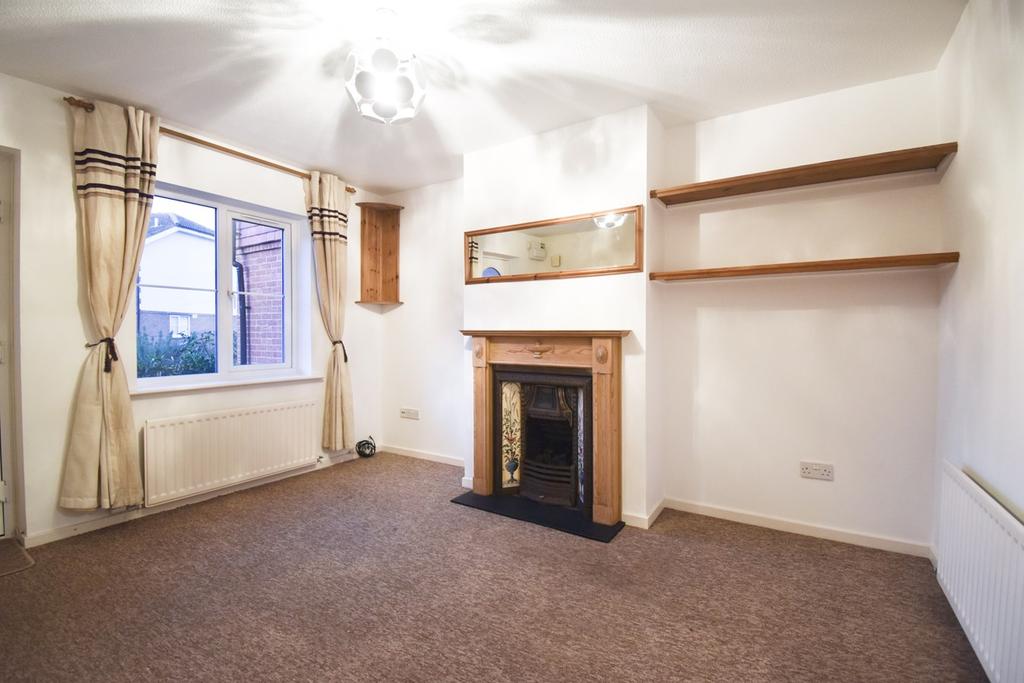 Sullivans Reach, WALTONONTHAMES, KT12 2 bed terraced house £1,595 pcm (£368 pw)