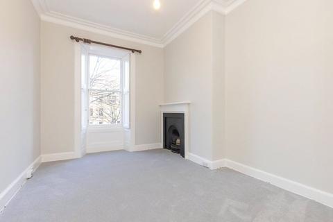 2 bedroom apartment to rent, Gladstone Terrace, Edinburgh, Midlothian