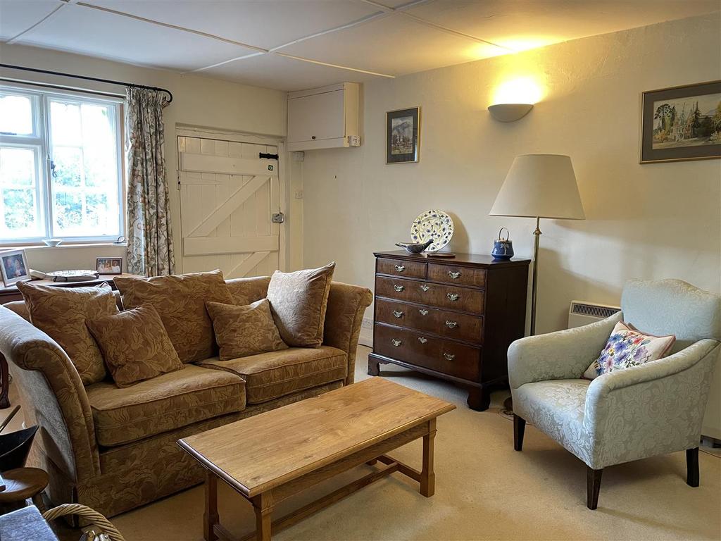 Staplehurst, Kent 3 bed cottage £449,950