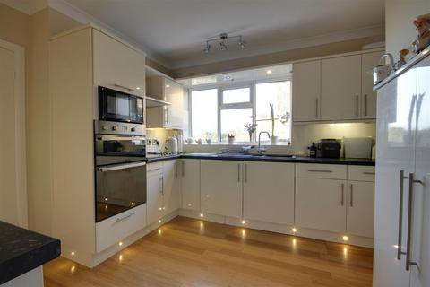 14 Brough Road, South Cave, Brough, HU15 2BX