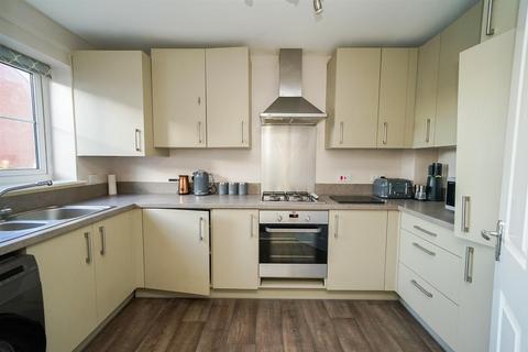 24 Brook Farm Close, Stoke Hammond, Milton Keynes, MK17 9FN