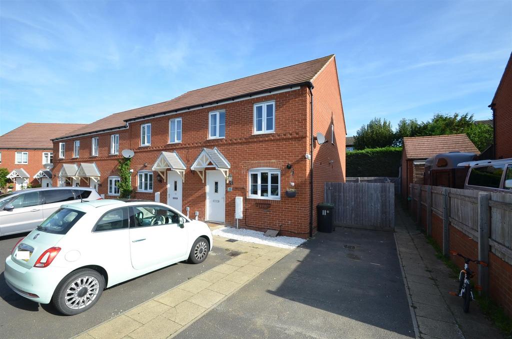 Plough Lane, SHEFFORD 2 bed end of terrace house for sale £320,000